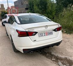 نيسان ألتيما